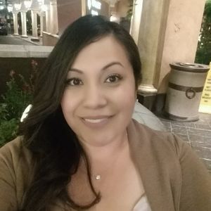 Meet your Posher, Desiree